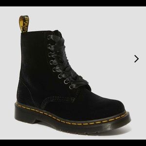 Velvet Pascal Boots with Ribbon Lace